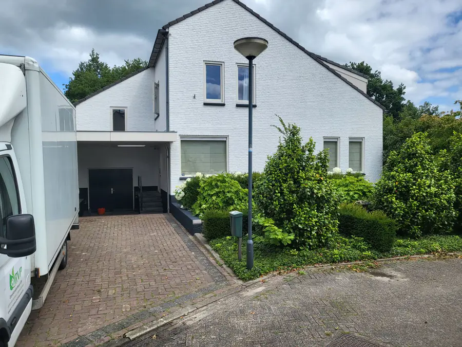 Gevelreiniging woonhuis door RVP Gevelonderhoud